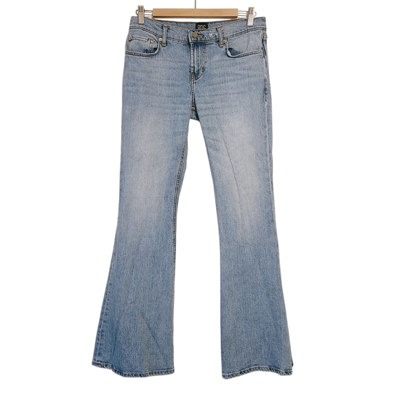 BDG Denim - Urban Outfittets BDG | Women's Classic Blue Flared Women Jeans (Size 27)